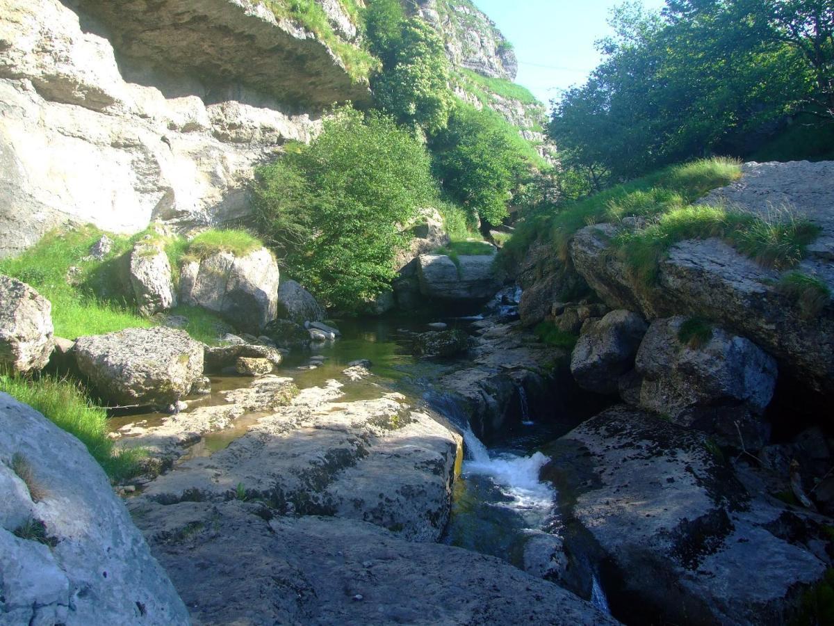Las Hayucas San Roque de Riomiera Luaran gambar